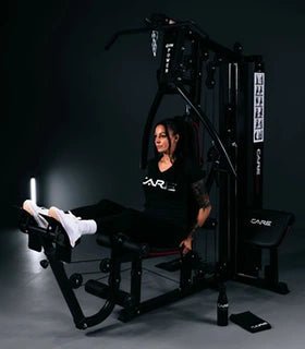 Máquinas de entrenamiento con pesas y cuidado del gimnasio en casa. Prensa de levantamiento de pesas - Gym Power - 257 - Tactic Bikes